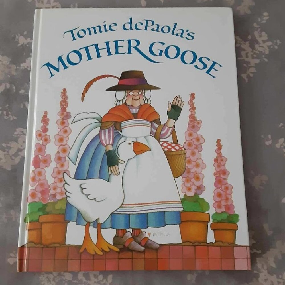 Tomie DePaola's MOTHER GOOSE Hardcover